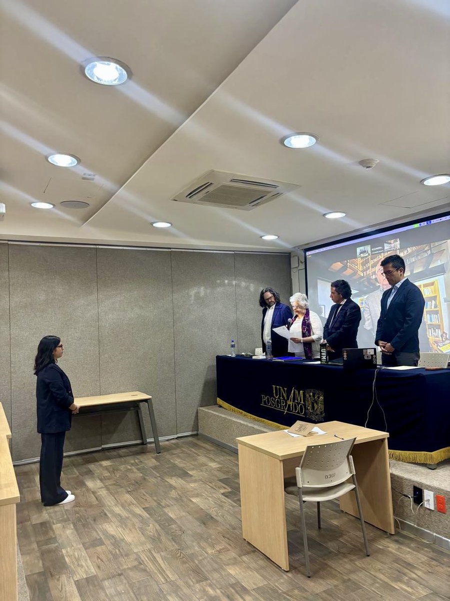 Anahí Gtz. Luna tweet media