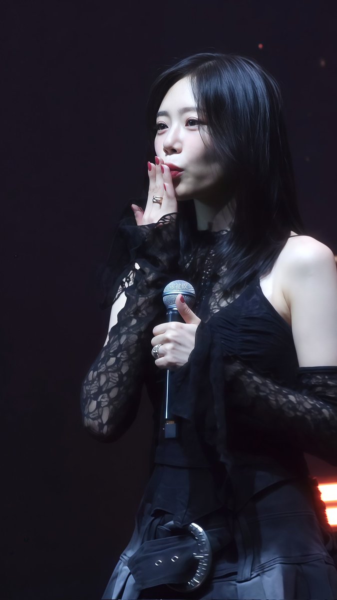 loonaxx__'s tweet photo. 250302 in Macau🐰
#Dreamcatcher 
#dreamcatcherinmacau https://t.co/kX8GtyhpV2