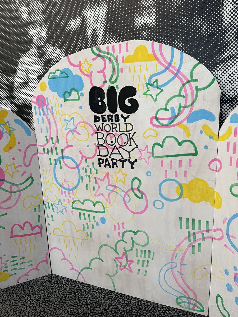 MissC_P's tweet image. A lovely morning at @DerbyBookFest 📚💙 I’ve come away with lots of books and prints I can’t wait to show my class! Lovely to speak to so many authors and illustrators too📝 @DilksKerry @Bumblegreen @PippaCurnick @Jtheodosiauthor @MediaClare @SproutsSurprise