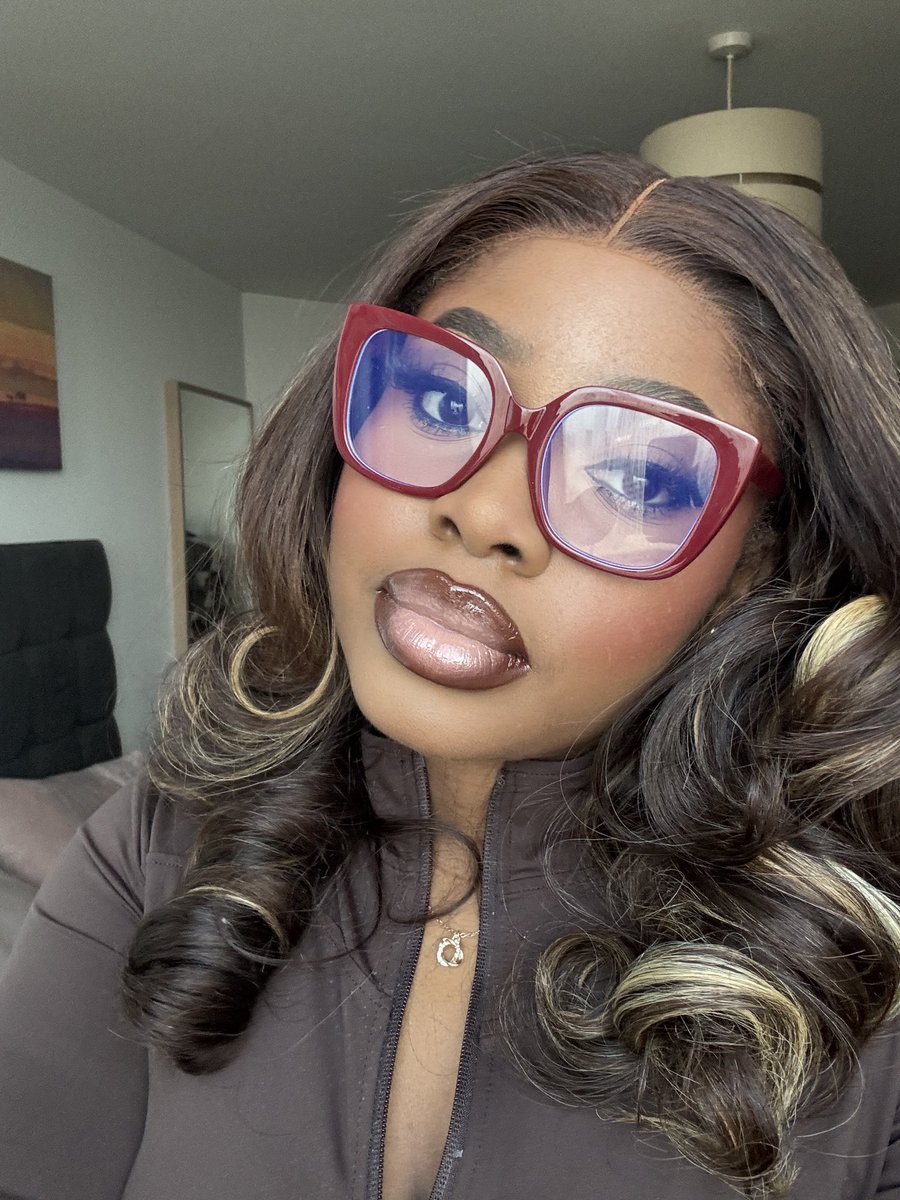 Ms. Rebirthed tweet media