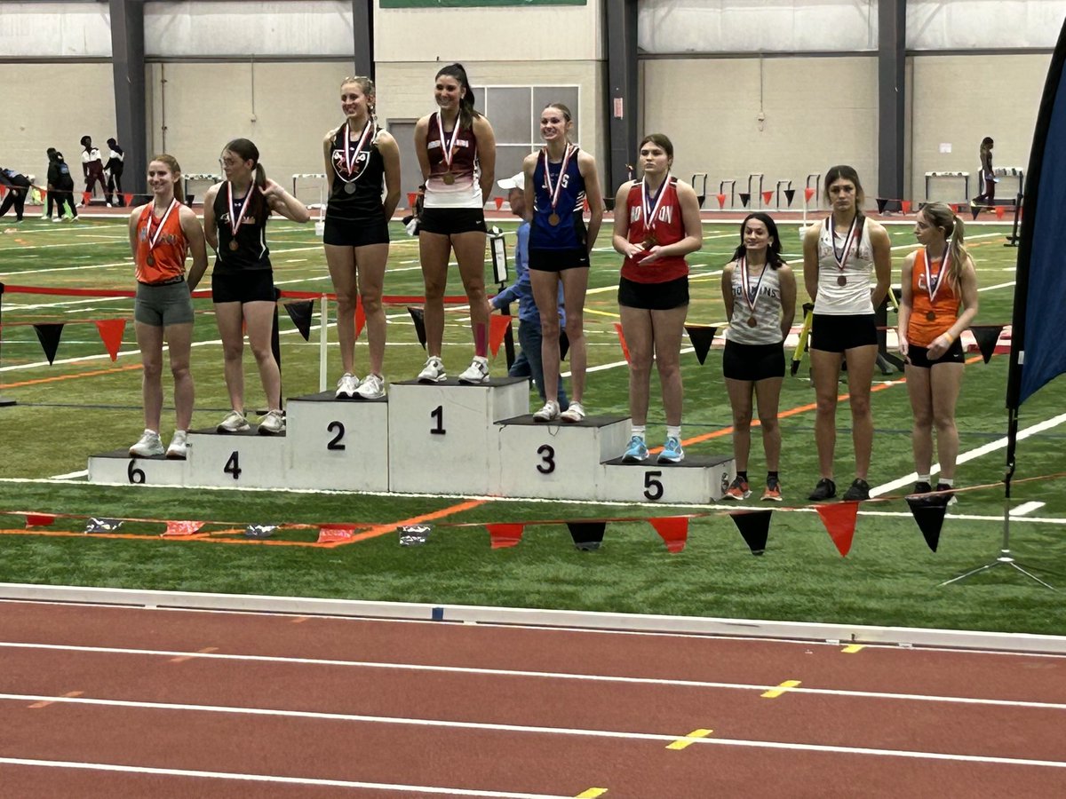 London Reichert finishes 7th Place at the D4 OATCCC Indoor State Track Meet with a vault of 9’6”.