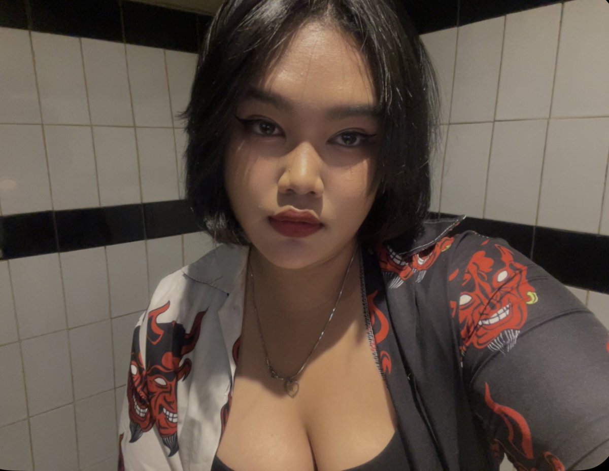 morticia tweet media