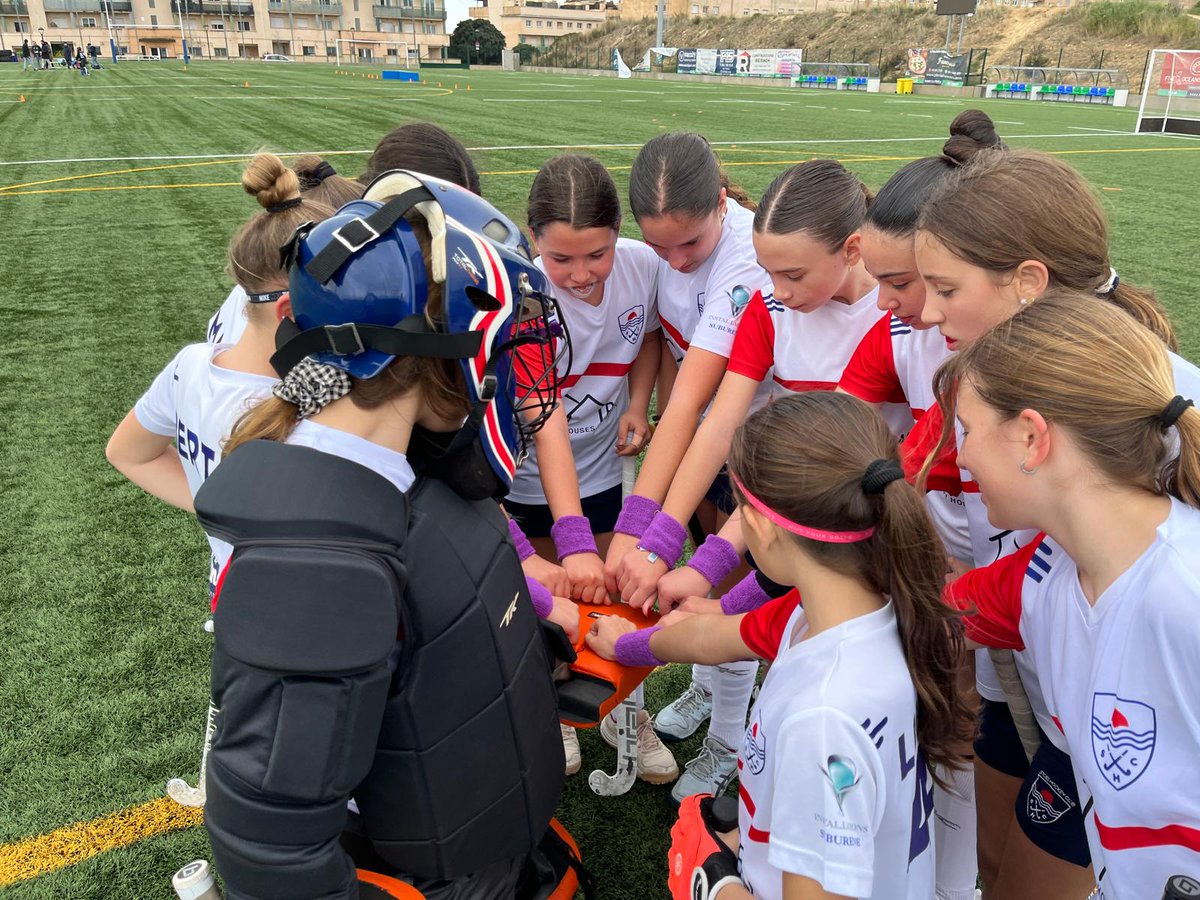 sitgeshc's tweet photo. 🏑💜 Les jugadores de l'aleví 🔵 del @sitgeshc han lluït una canellera lila amb motiu del #8M. "Per l'igualtat avui i sempre!"

@lecodesitges @radiomaricel @mariceltv @eixdiari @blauesports @elprimer_cat @AjSitges @JaumeMonasterio @aurorasitges @fcdehockey @EsportsDiba @esportcat https://t.co/KM5bcjJl3z