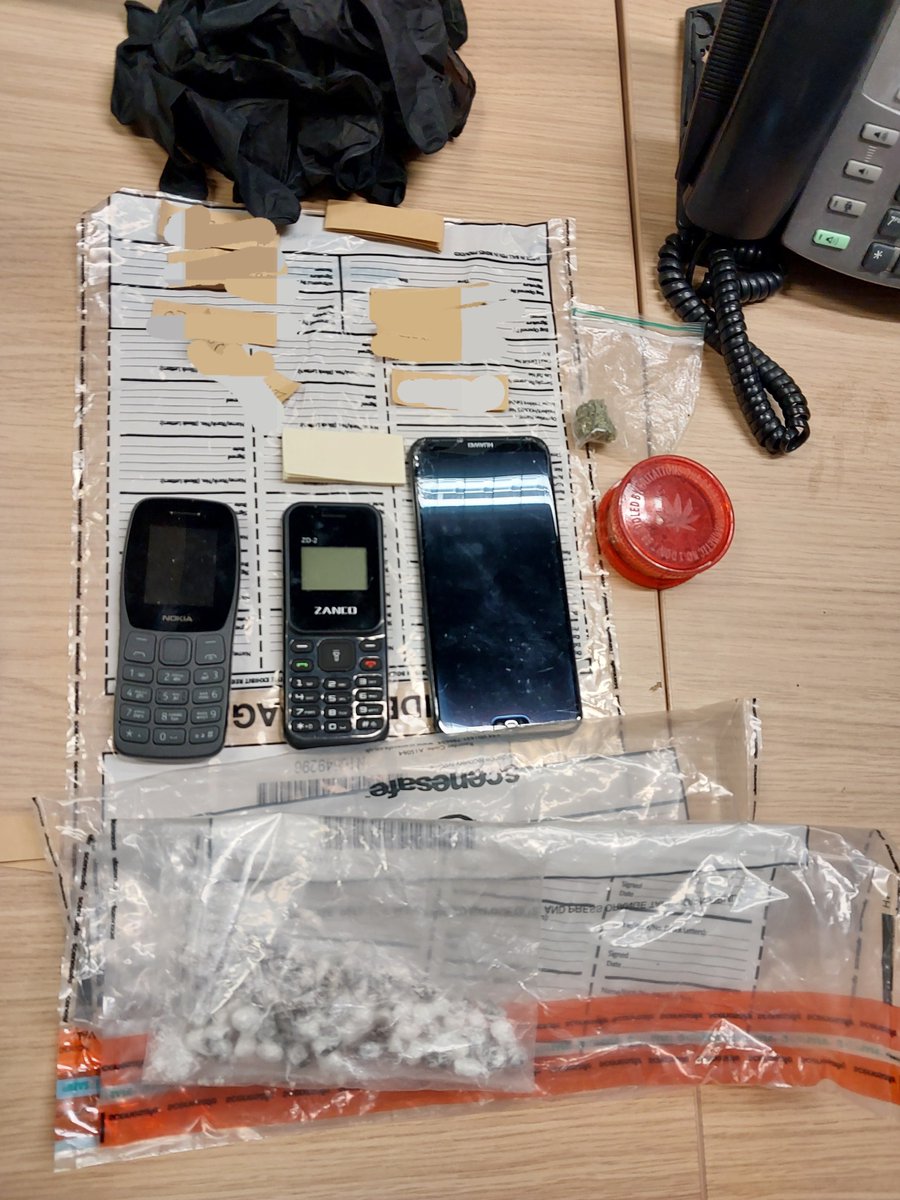 Last night, Specials in #Southampton stopped a young male for a search. Multiple phones and cash were found leading to a strip search being authorised in custody. Within his underwear - approximately 100 wraps of class A drugs. Male arrested on suspicion of PWITS. #90289