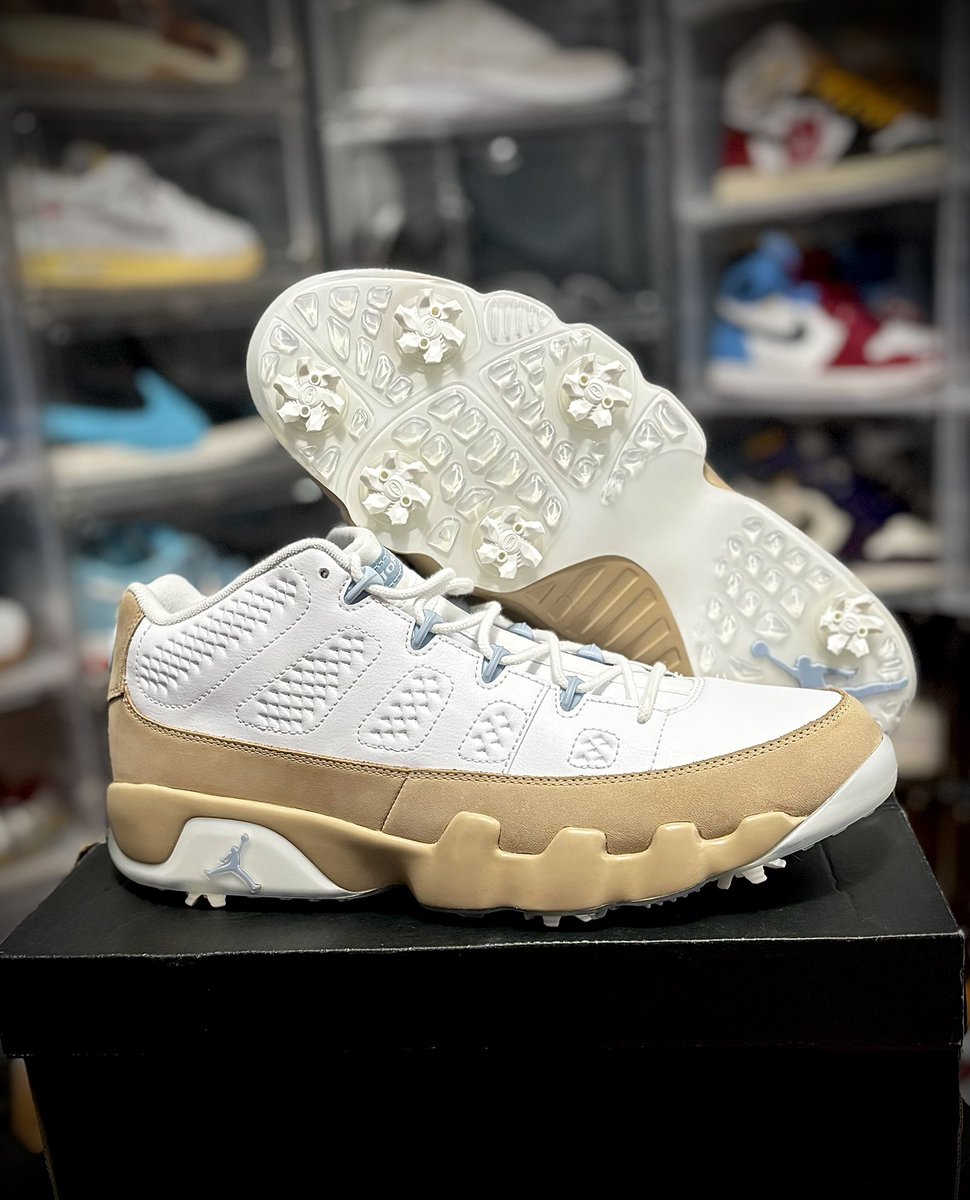 chopboi612's tweet photo. AZ Tomorrow!🌵⛳️🏌️♂️Last pair in my Countdown: The Air Jordan 9 Low Golf “Linen” these so damn clean it’s almost a shame to game ‘em! SUPER AMPD✈️ #FreshFore @9INESGOLF https://t.co/qxh1vs3Ujb