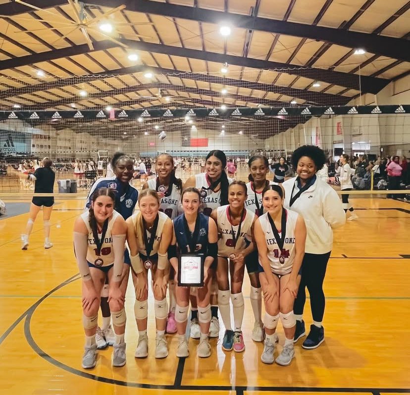 Casey Hyde (@caseyhyde2026) on Twitter photo Back 2 back top 🥉 finishes !! 3rd place at AUU GRAND PRIX back with 18 Royal. Lots of great competition over the past two days. H-Town Showdown up Next! <a href="/AVCAPhenom/">Phenom</a> <a href="/PDTexas/">Prep Dig Texas</a> <a href="/Texas1Vball/">Texas One Athletics</a> <a href="/Get2CollegAth/">Get 2 College Athletics</a> <a href="/nxt1sports/">NXT 1</a> <a href="/AVCAVolleyball/">AVCA</a> <a href="/grtorres/">Guilherme Torres</a> <a href="/MalloriHowie/">Mallori Howington</a> <a href="/VBAdrenaline/">VB Adrenaline</a> Back 2 back top 🥉 finishes !! 3rd place at AUU GRAND PRIX back with 18 Royal. Lots of great competition over the past two days. H-Town Showdown up Next! <a href="/AVCAPhenom/">Phenom</a> <a href="/PDTexas/">Prep Dig Texas</a> <a href="/Texas1Vball/">Texas One Athletics</a> <a href="/Get2CollegAth/">Get 2 College Athletics</a> <a href="/nxt1sports/">NXT 1</a> <a href="/AVCAVolleyball/">AVCA</a> <a href="/grtorres/">Guilherme Torres</a> <a href="/MalloriHowie/">Mallori Howington</a> <a href="/VBAdrenaline/">VB Adrenaline</a>