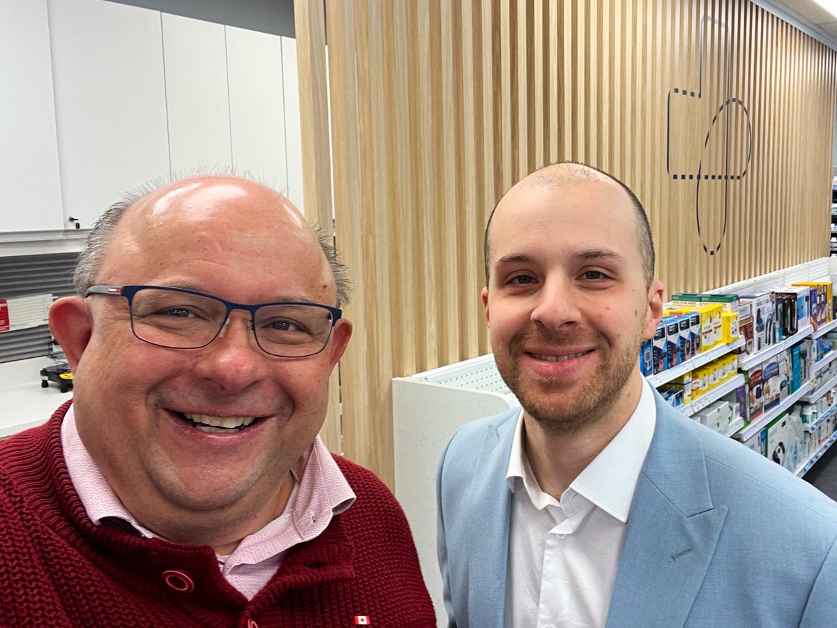 berryonline's tweet photo. Another day & another new small business chooses to #MakeItKitchener! Congrats to @ShopprsDrugMart pharmacist/owner Pascal Niccoli & his team on his newest location at 1950 Fischer-Hallman Rd in @CityKitchener’s fast-growing southwest part of the City! Pleased to join you for your grand opening!