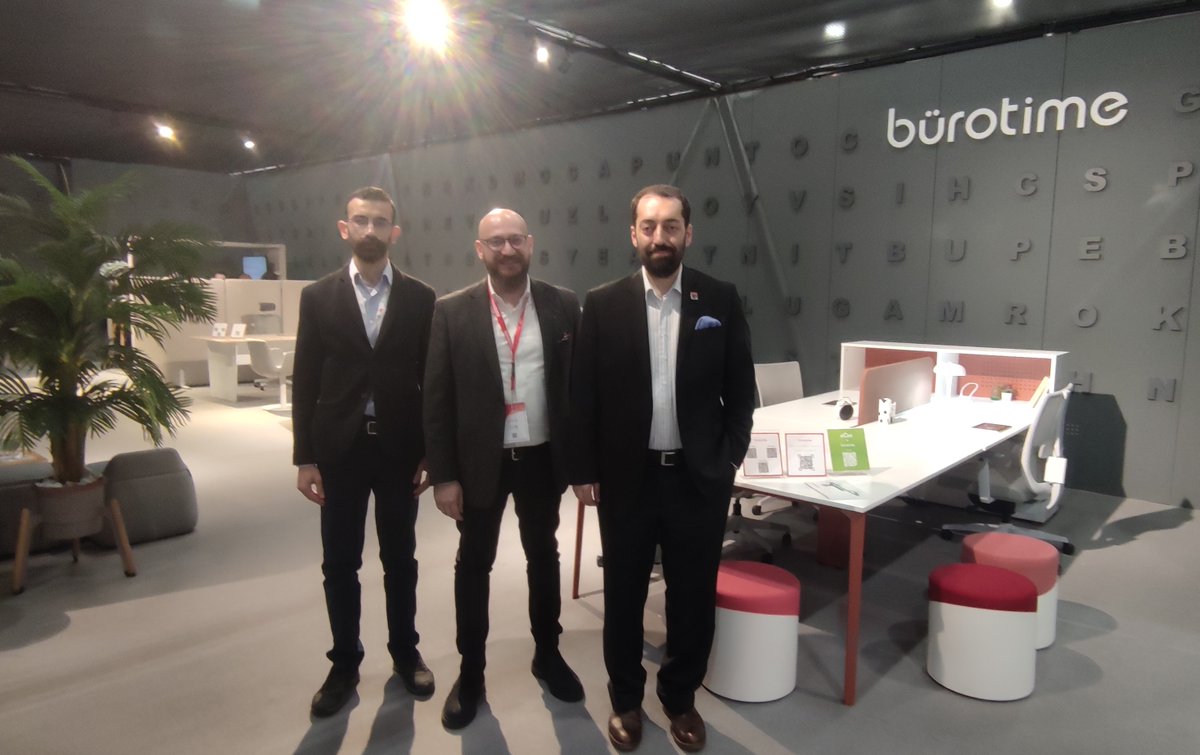 BioNanoTeam's tweet photo. Dünyanın en büyük mobilya fuarlarından birisi olan Uluslararası İstanbul Mobilya Fuarı'na (İstanbul International Furniture Fair &amp; IIFF 2025) katıldık. 250.000 m2'lik alanda 3.000 markanın katıldığı fuar, ülkemizin en büyük sektörel fuarı olma özelliğini taşımaktadır. https://t.co/W1JB2kJDiF