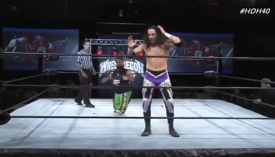 BlazexInferno's tweet image. #AlexReynolds vs #Swoggle #HOH40