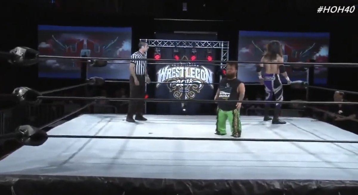 BlazexInferno's tweet image. #AlexReynolds vs #Swoggle #HOH40
