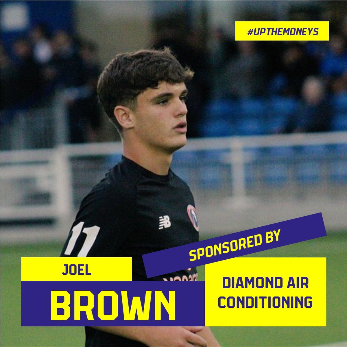 MONEYFIELDSFC's tweet photo. 80 | 3rd change
⬇️ Brown
⬆️ Dellaud
🟣🔵 1-1 🟡🔵
#BADMON #UpTheMoneys https://t.co/zRm3ztURgb