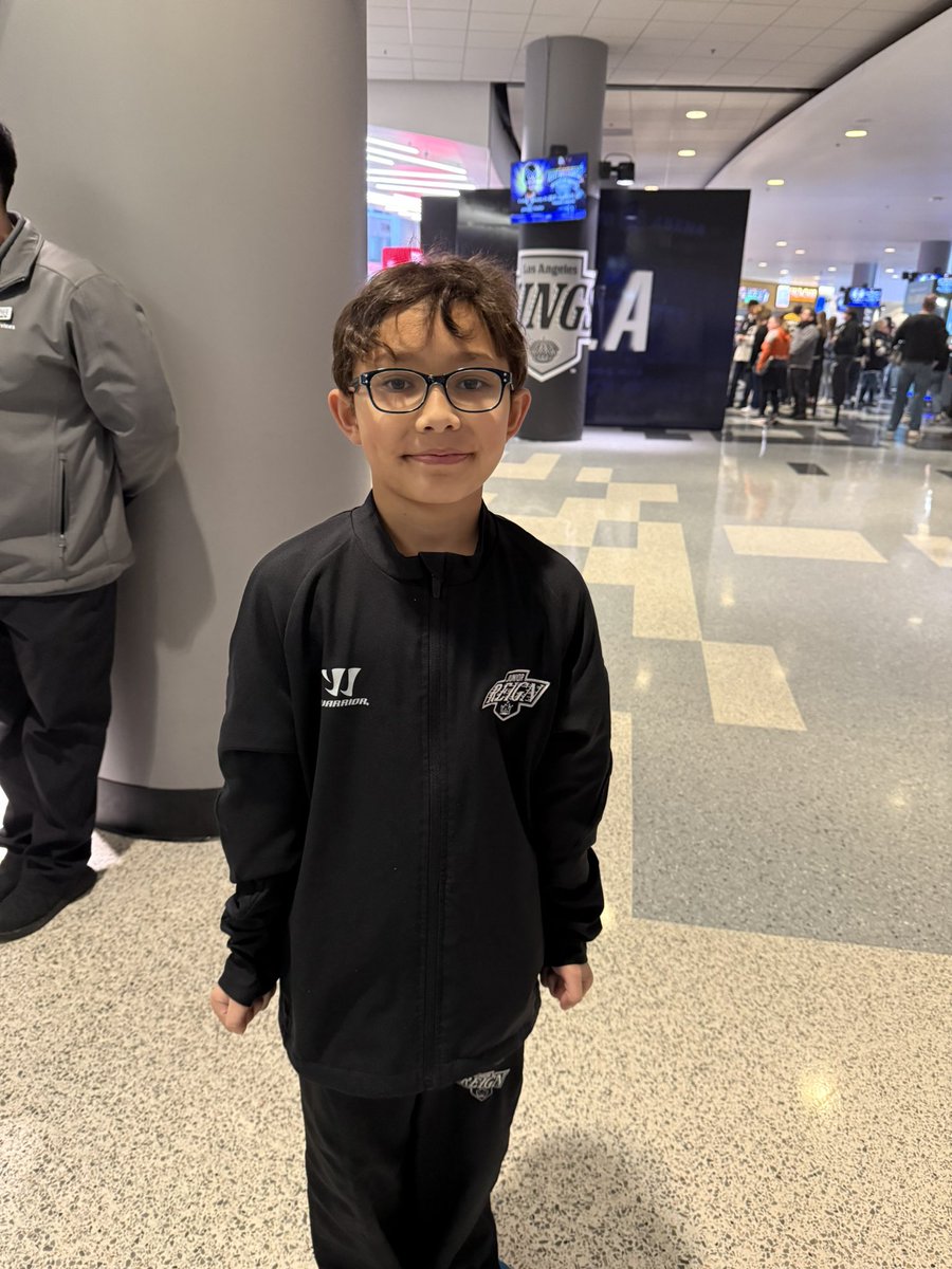 KingsFanMD's tweet photo. @JimFox19 Can you give a shout out to my youngest son, Tyler, who turns 10 today. He’s a member of the 10U Riverside Junior Reign who started their SCAHA playoff run today. #GKG #JuniorReign #SupportYouthHockey #HBDTyler https://t.co/TXcfOPuKhd