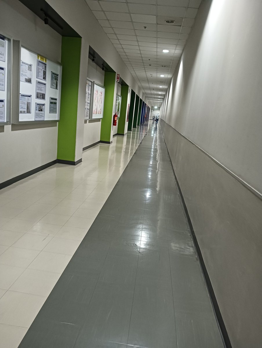 เป็นที่ๆเบื่อที่สุด 😂 ที่ทำงาน 
55555555