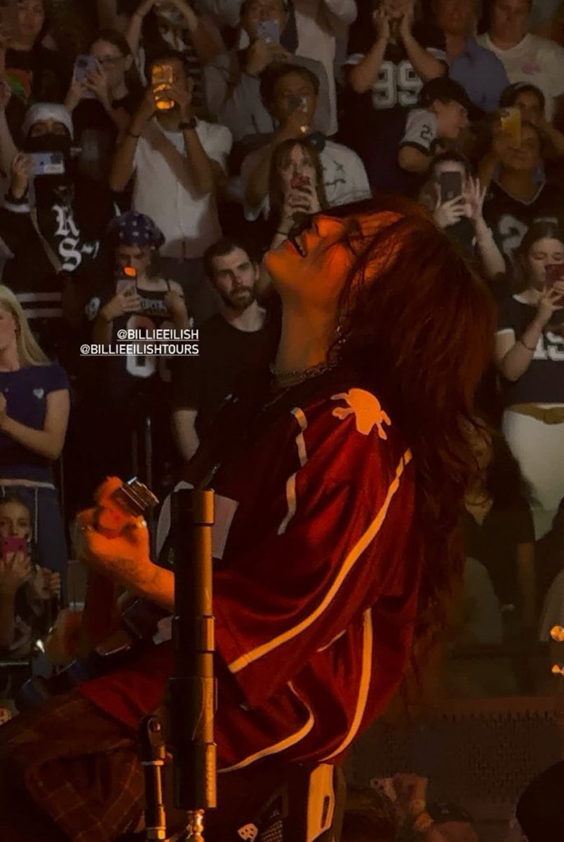 isa IS SEEING HARRY tweet media