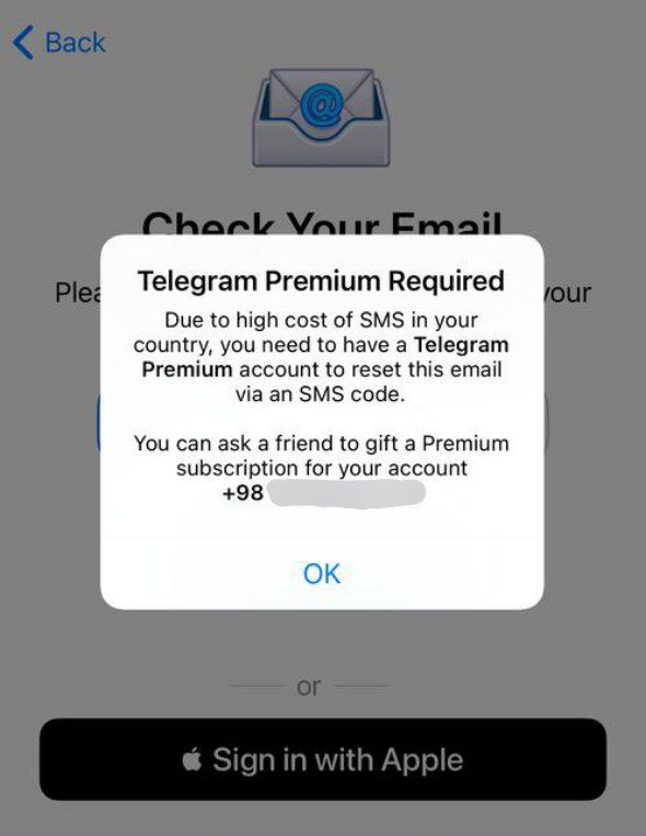 0xMammad's tweet photo. تلگرام جدیدا خیلی داره جالب میشه اون از پچ نشدن CVE هاش اینم از اینکه میگه
کد رو با SMS برام نمیفرسته حتما باید پرمیوم بخرم :))) https://t.co/dZHogDqD6i