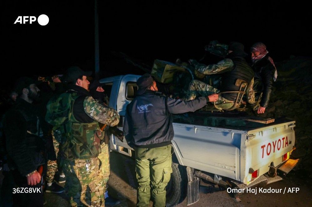 AFP's tweet image. Syrian security forces deployed heavily in the Alawite heartland on the Mediterranean coast on Saturday, after a war monitor reported that government and allied forces killed more than 500 civilians from the religious minority in recent days. 
u.afp.com/S3FM