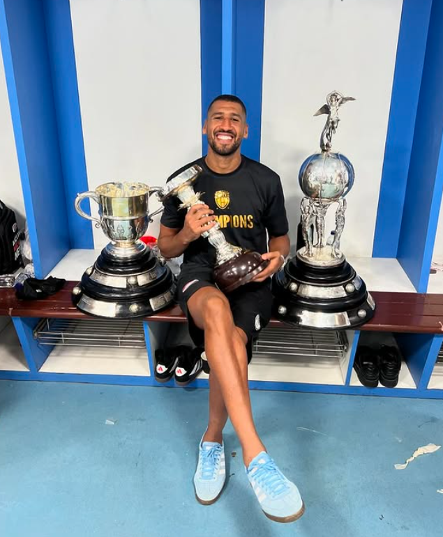 Transfers_IND's tweet photo. NorthEast United FC's midfielder Mohammed Ali Bemammer is in advanced talks with #ISL club Chennaiyin FC, we can confirm 🤝

The Moroccan is highly rated by Owen Coyle, who is trying to sign him. He however has a clause in his current contract for 1+ year extension. #TWIF https://t.co/sZ0cyWM9uk
