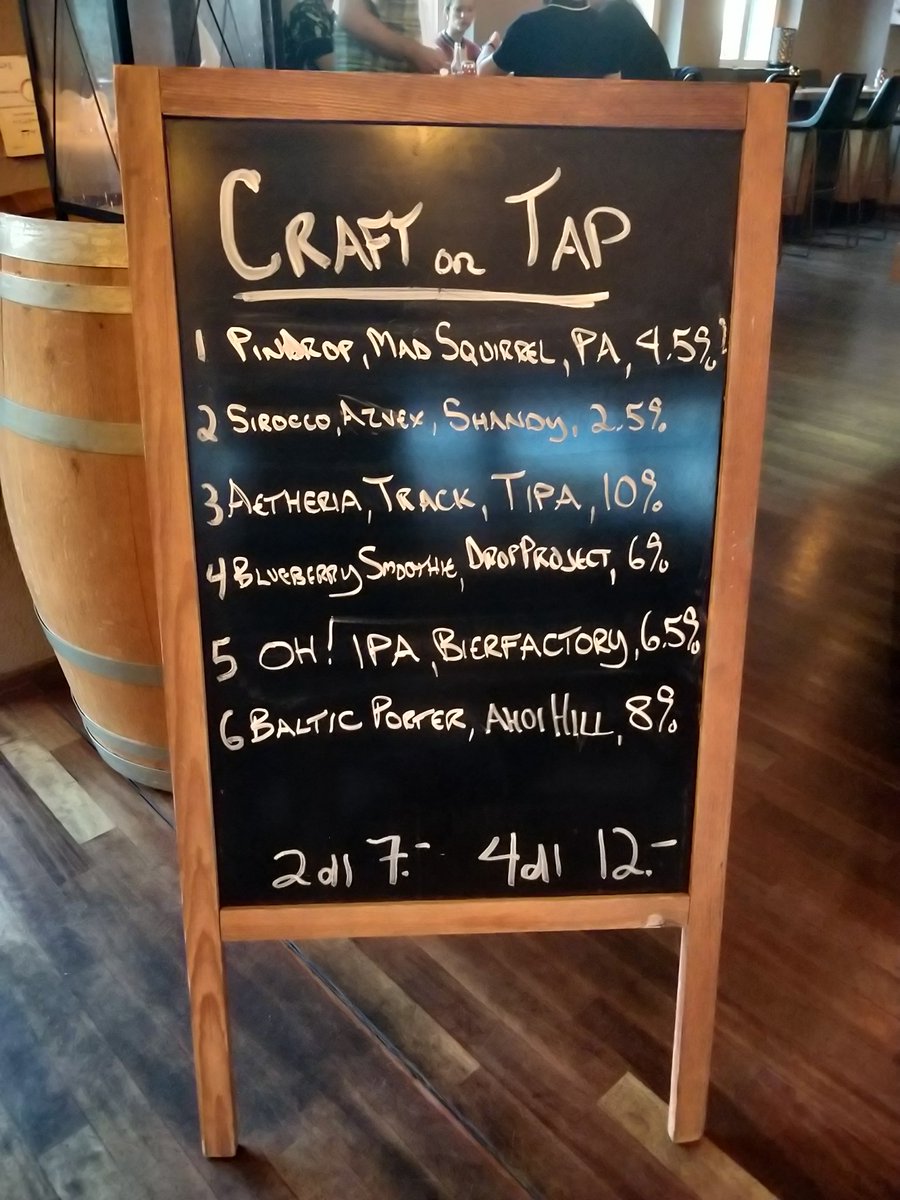 ConfusedFish's tweet image. Interesting pricing here... What say you @MashtunandMeow ? Same price for a 2.5% shandy or a %10 IPA?
