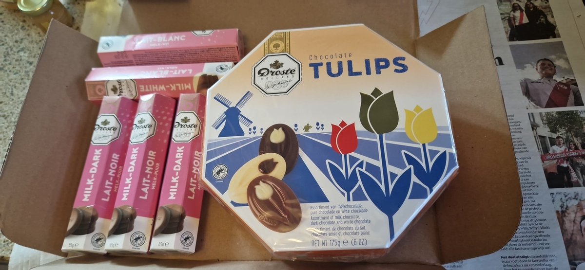 HTJSanders's tweet photo. In Nederland niet meer te vinden maar nog wat kunnen bestellen in Duitsland bij Vriends Hollandshop.  :-) #Droste #chocola https://t.co/iT2tOEDrpr