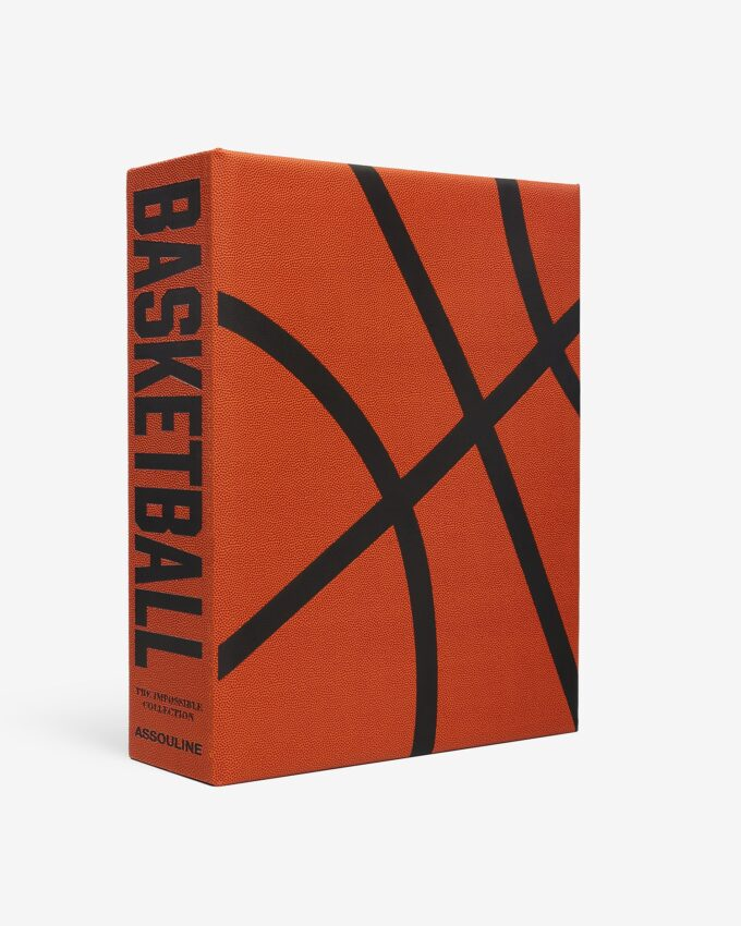 marieartcollec1's tweet photo. Basketball, The Impossible Collection, The Ultimate Collection (book) #basketball #Books #bookX #bookTwitter #rareBooks #sports #sportsmen #NBA #booklover #bookworm #bookish #publishing #booksartpassio #MichaelJordan #LeBronJames #HowardBeck
https://t.co/9QZDsjvLm2 https://t.co/0o1hTbTdlM
