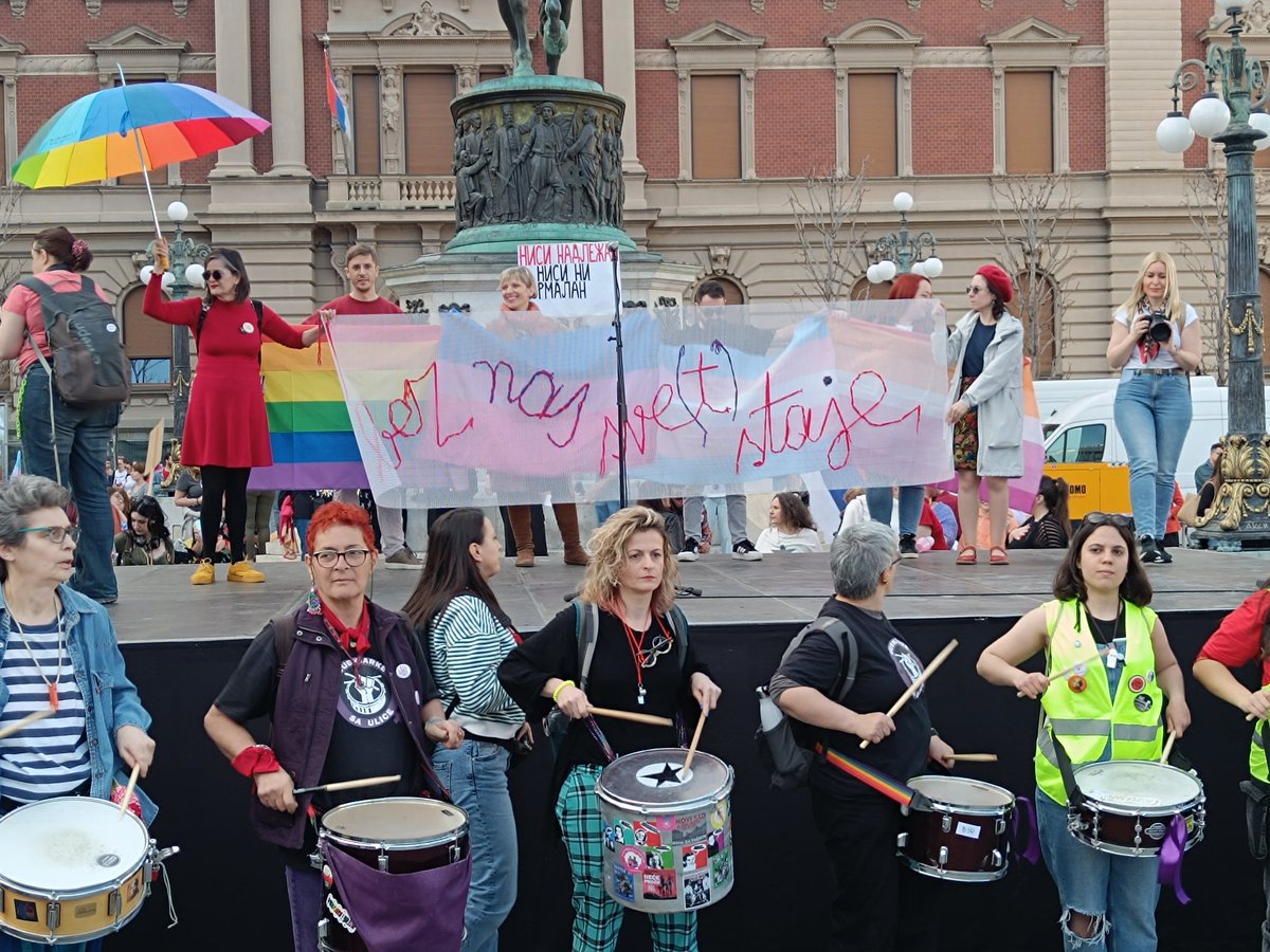 K_U_P_E_K's tweet image. Da je Šarović došao da snima Marš ne bi bio uhapšen. #osmimart #beograd #solidarnost #danzena