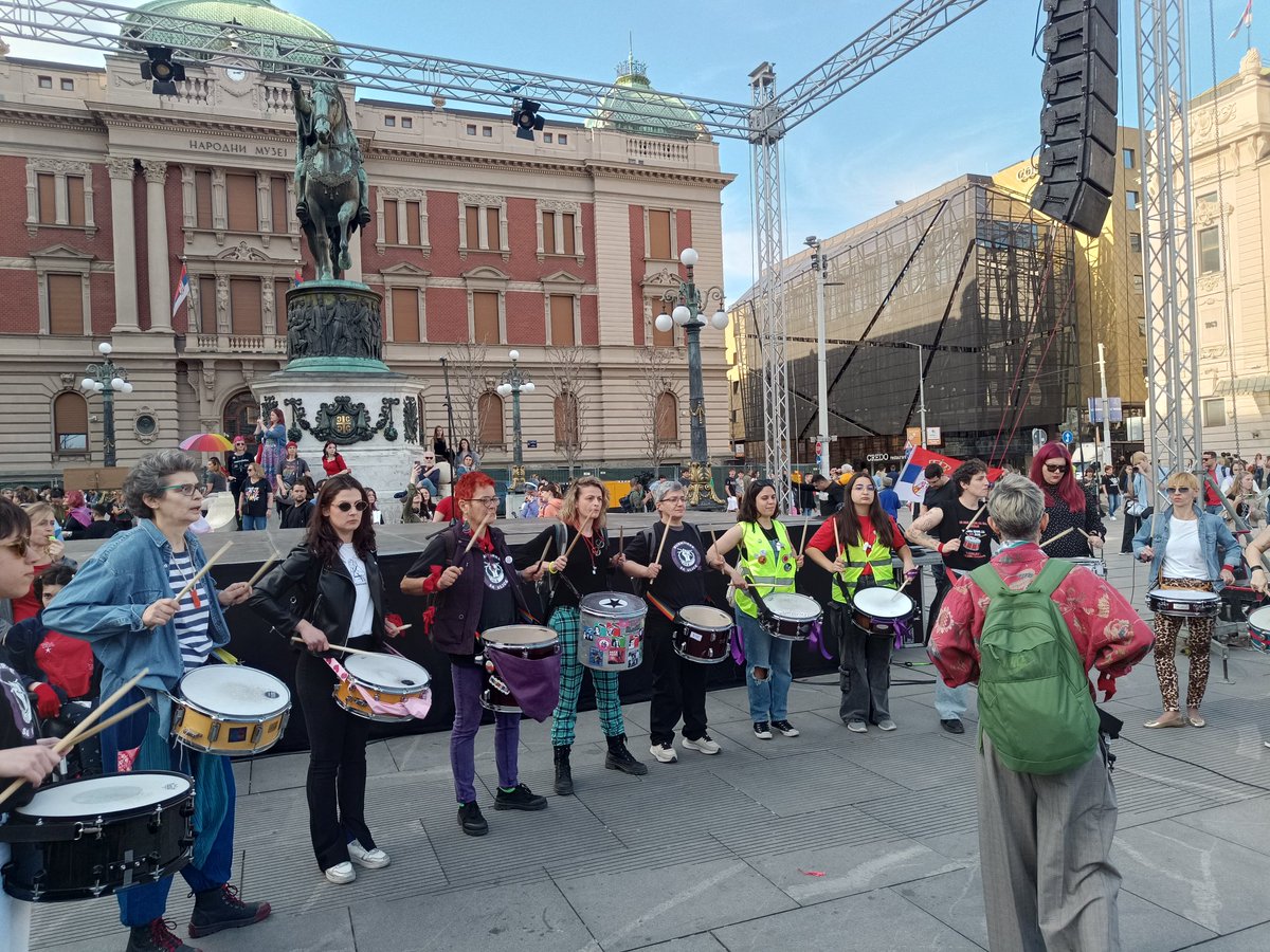 K_U_P_E_K's tweet image. Da je Šarović došao da snima Marš ne bi bio uhapšen. #osmimart #beograd #solidarnost #danzena