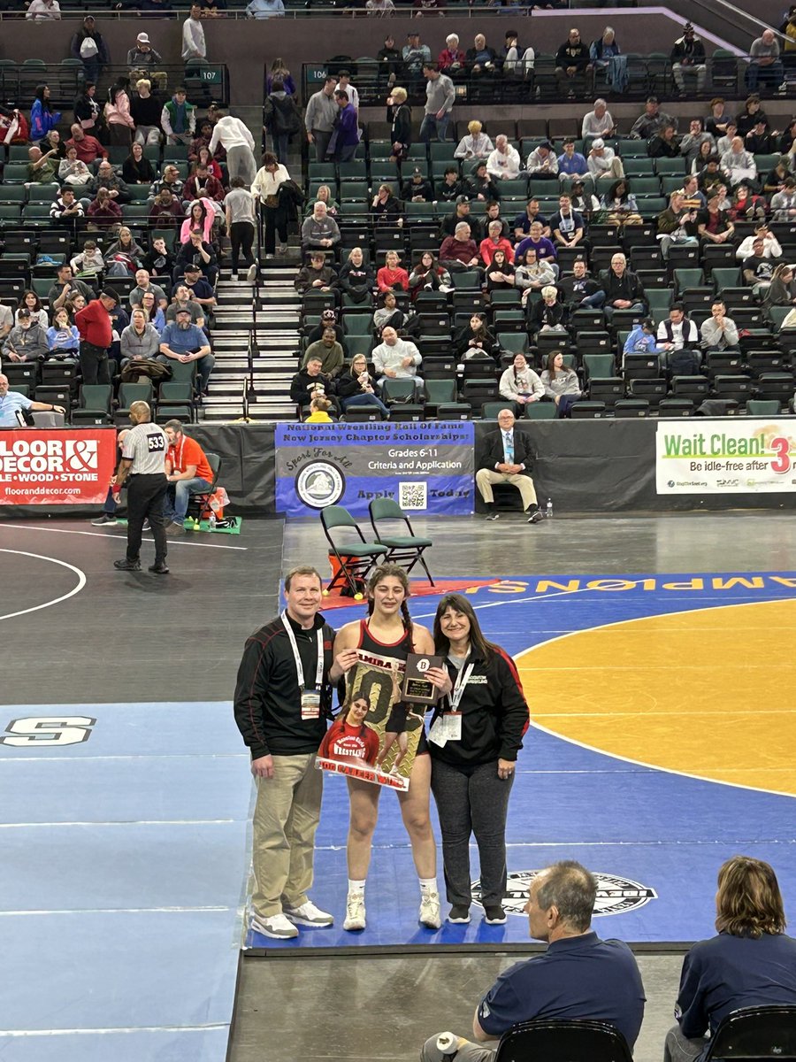 Samira Kupa ends the Bombers 2025 season with her 100th HS win and a 3rd place finish at states. 💣