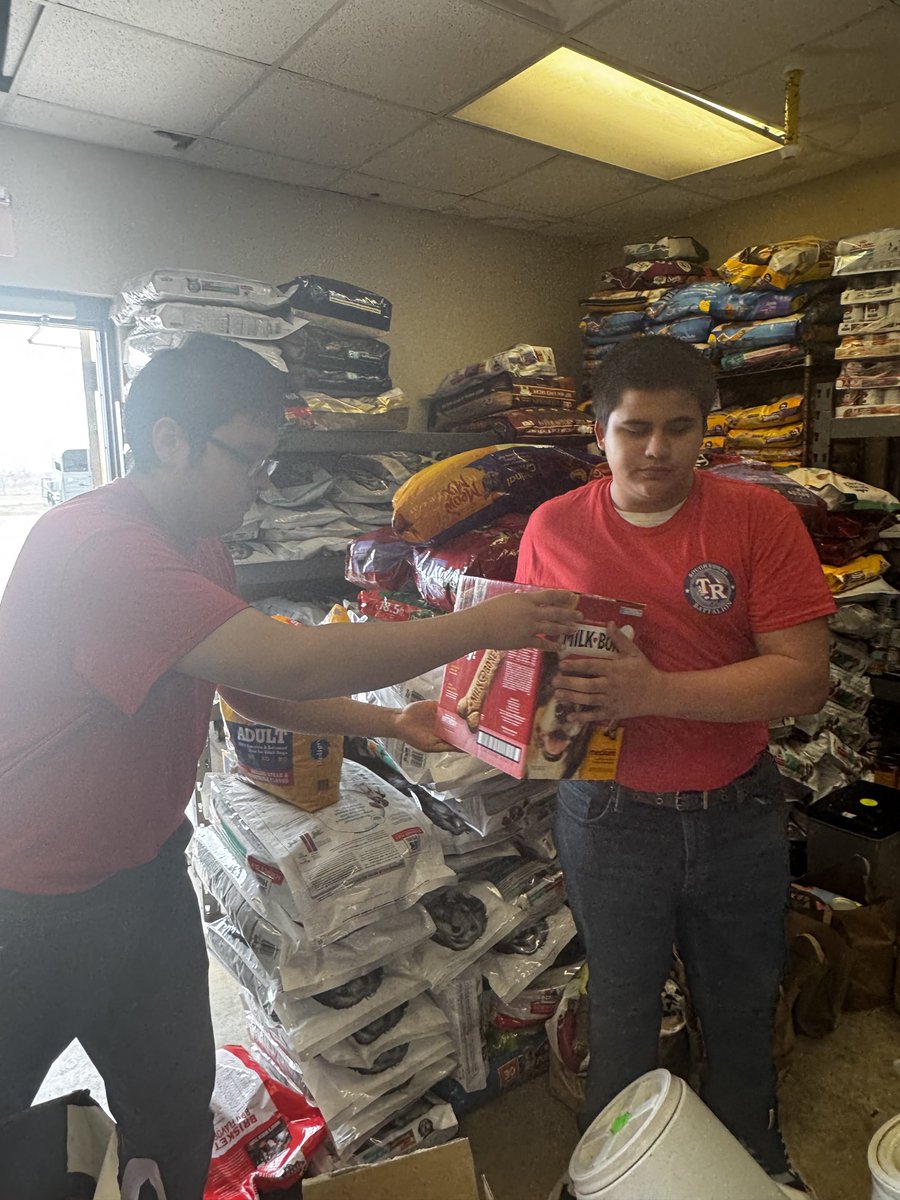Rough Rider Battalion (@roosevelt_jrotc) on Twitter photo On this first day of Spring Break 2025 30 Roosevelt JROTC cadets are embodying volunteerism and service to others @ the New Braunfels Humane Society. <a href="/WeAreTRHS/">Theodore Roosevelt High School - NEISD</a> <a href="/JrotcDai/">Army JROTC-NEISD-DAI</a> <a href="/NEISD_rudyj/">Rudy Jimenez</a> <a href="/dr_maika/">Sean Maika</a> On this first day of Spring Break 2025 30 Roosevelt JROTC cadets are embodying volunteerism and service to others @ the New Braunfels Humane Society. <a href="/WeAreTRHS/">Theodore Roosevelt High School - NEISD</a> <a href="/JrotcDai/">Army JROTC-NEISD-DAI</a> <a href="/NEISD_rudyj/">Rudy Jimenez</a> <a href="/dr_maika/">Sean Maika</a>
