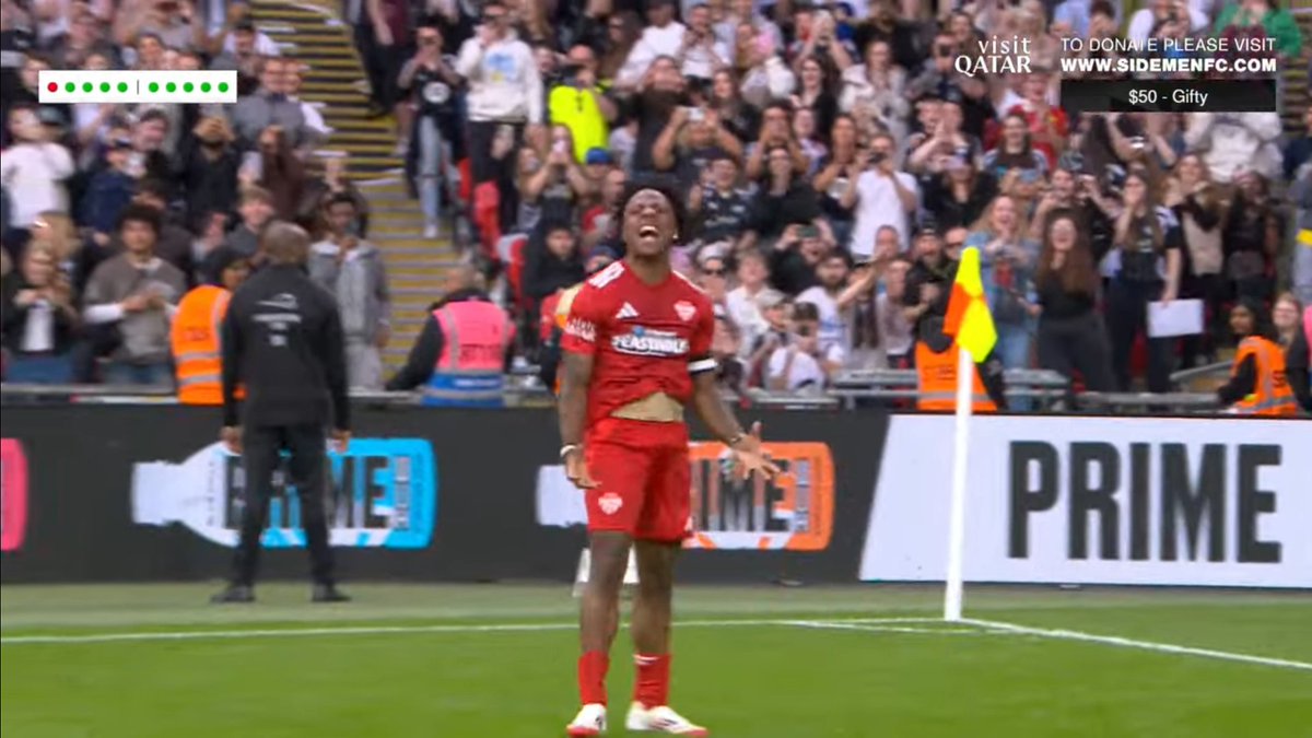 SPEED SCORES THE WINNING PENALTY FOR THE YOUTUBE ALLSTARS AND DOES A BACKFLIP!!!!