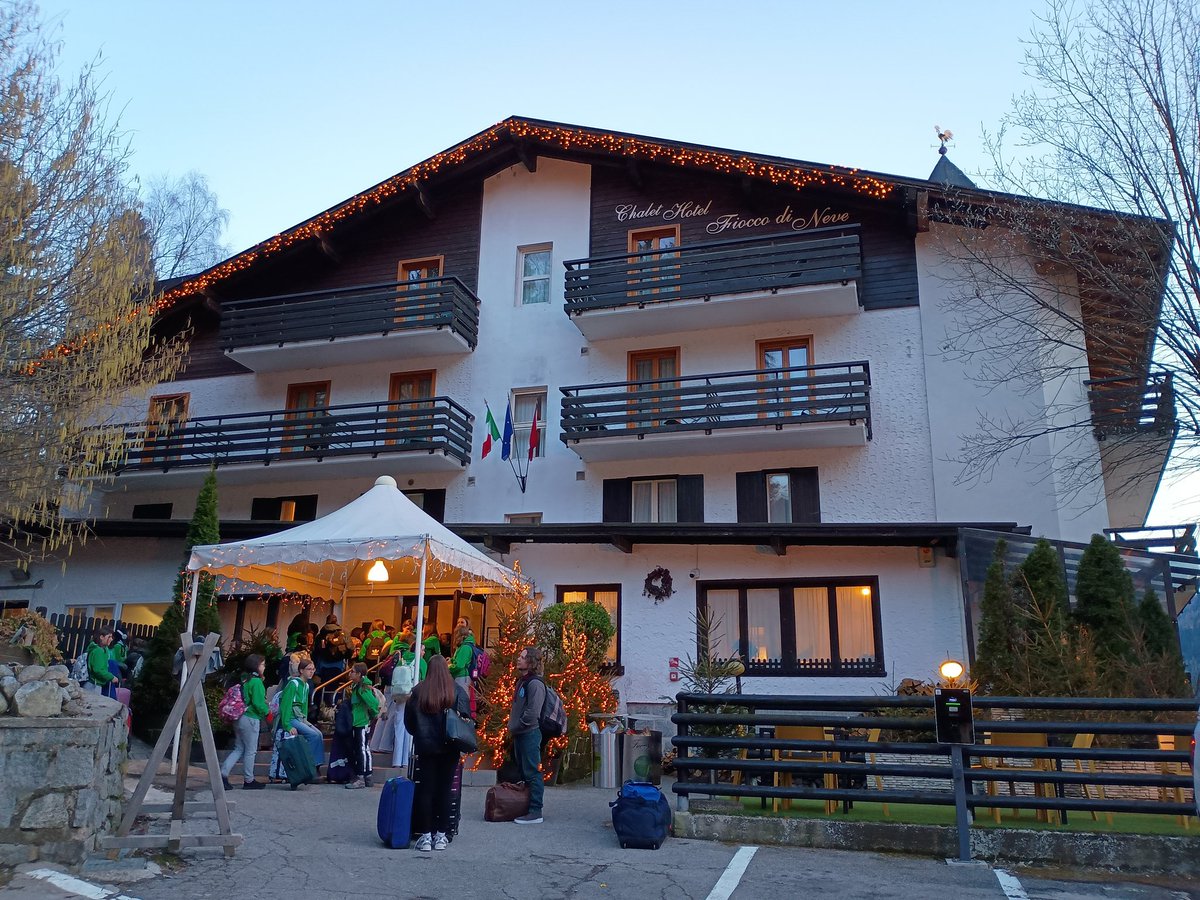 KNGS_ski tweet media