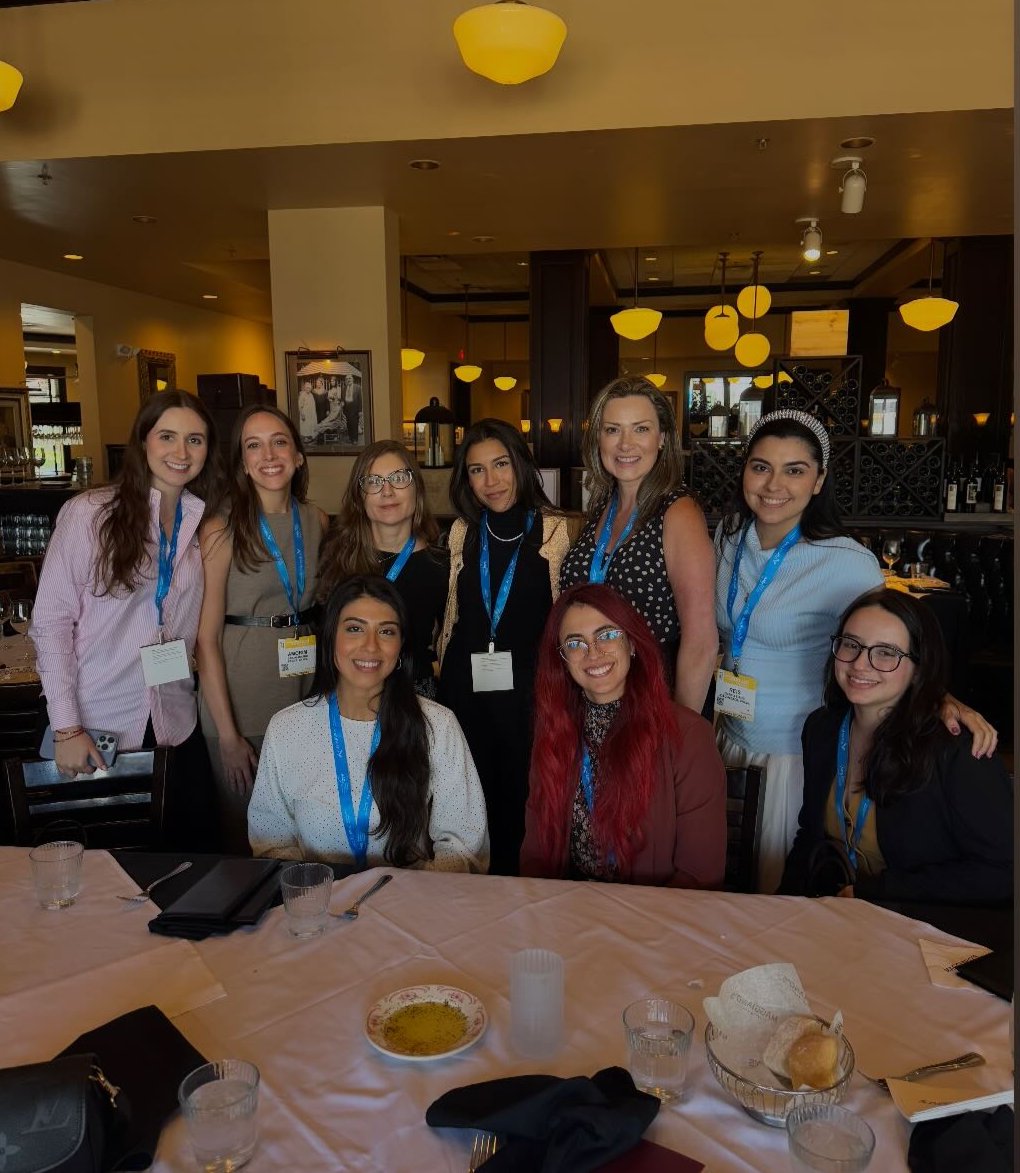 Meta Masters meeting in Orlando on the first day of AAD2025! 

So proud of this amazing group. Even more special to celebrate this on Women's Day—honoring the brilliant women in medicine and research who continue to inspire and lead the way!

#AAD2025 #dermatology