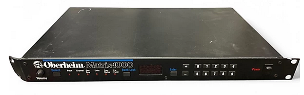 CrystalExpanse's tweet photo. Someone is selling this used synth. Apparently it is in "Great" condition. (unless you want to mount it in a rack). https://t.co/uSujLLlajy