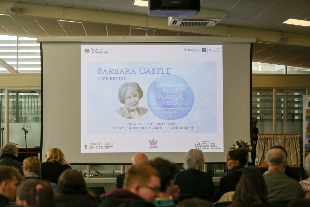 PontefractCivic's tweet photo. Key to #UKSPF #blueplaque project supported by @MayorOfWY @WestYorkshireCA & @MyWakefield was to celebrate Pomfretians, including women.
Violet Pritchard (installed Pontefract Town Hall)
Liquorice Lasses
Mary Lucy Turner
Barbara Castle (nee Betts)
#barnbow
#internationalwomensday https://t.co/B305lfwOl2