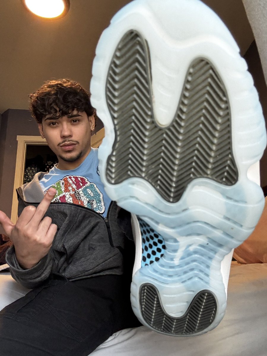 YourMasterRick's tweet photo. Need someone under my shoes ASAP. Who is looking to get crushed 😈 time to feel the soles of these Jordan’s on your small pathetic useless self

#malefeet #findom #cashmaster #paypig #smellyfeet #alpha #malefoot #findommaster #payup #dom #footfetish #feetworship #worship #master https://t.co/A0j0l4g6OT