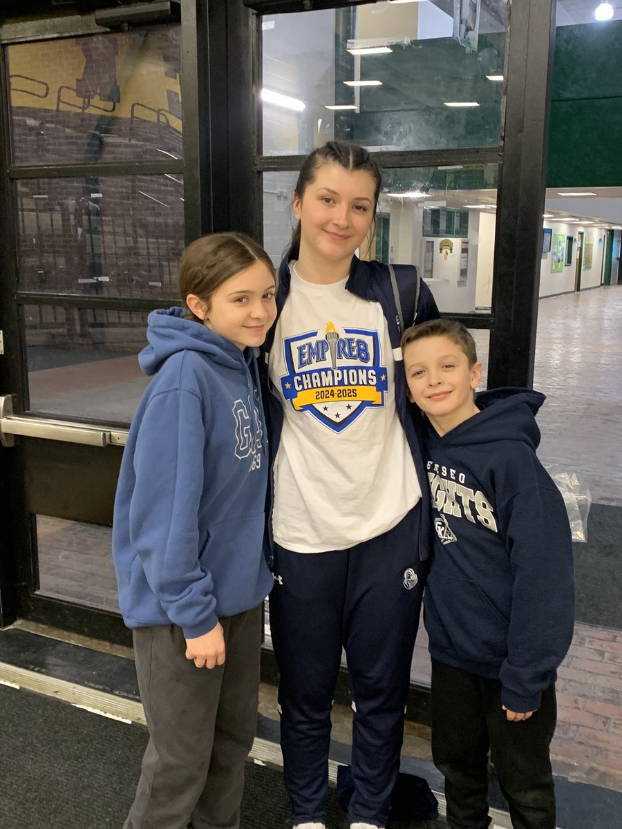 Modge1212's tweet image. Congratulations Geneseo! So proud of you Aliza!🏀