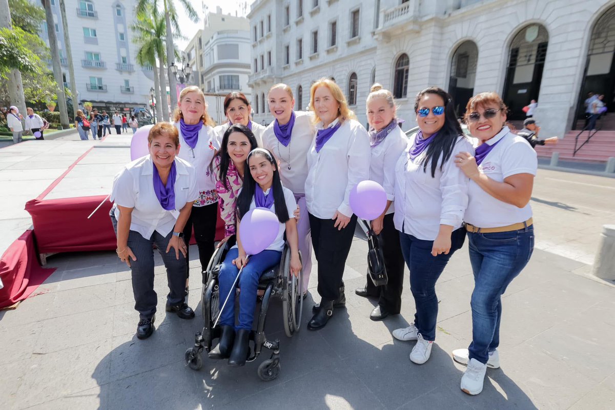 #DíaInternacionalDeLaMujer

Hoy reitero mi reconocimiento al valor de cada mujer tampiqueña. Gracias a quienes nos precedieron seguimos avanzando con esperanza.

Mi reconocimiento a la primera mujer Presidenta de México y a quienes desde el servicio público refuerzan nuestra voz.