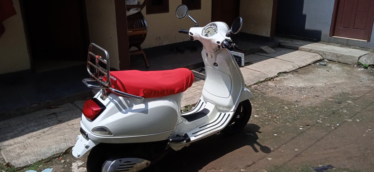 NuruulMR's tweet photo. For Sale !!!!!!! https://t.co/1exaYnCf0B