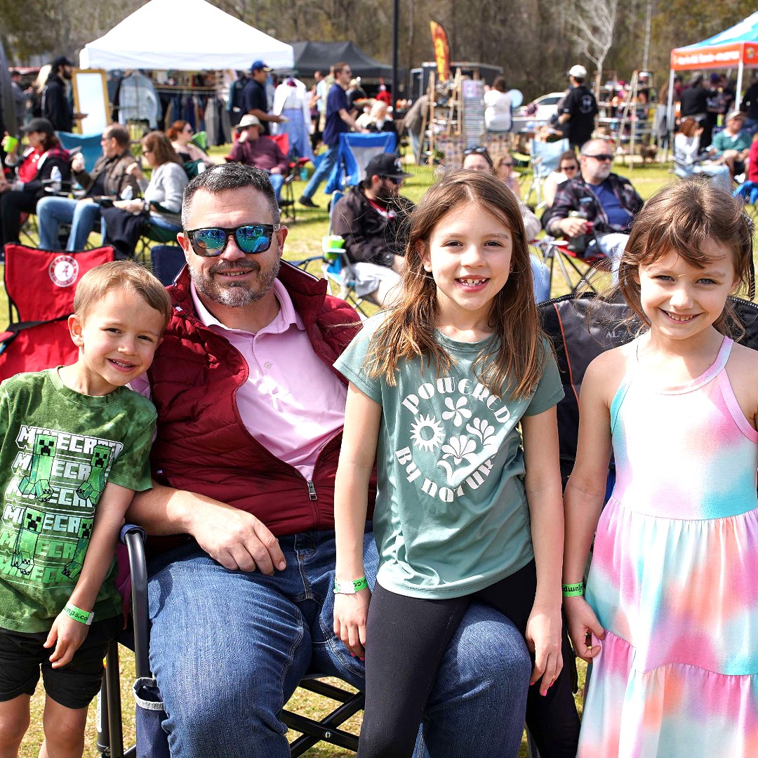 WingandRockFest's tweet photo. 🎉 Get ready to spread your wings and rock your socks off at Wing and RocK on March 22 &amp; 23! 🌟 Join us for TWO days of unforgettable family fun—delicious wings, live music https://t.co/tyNTkznGtL