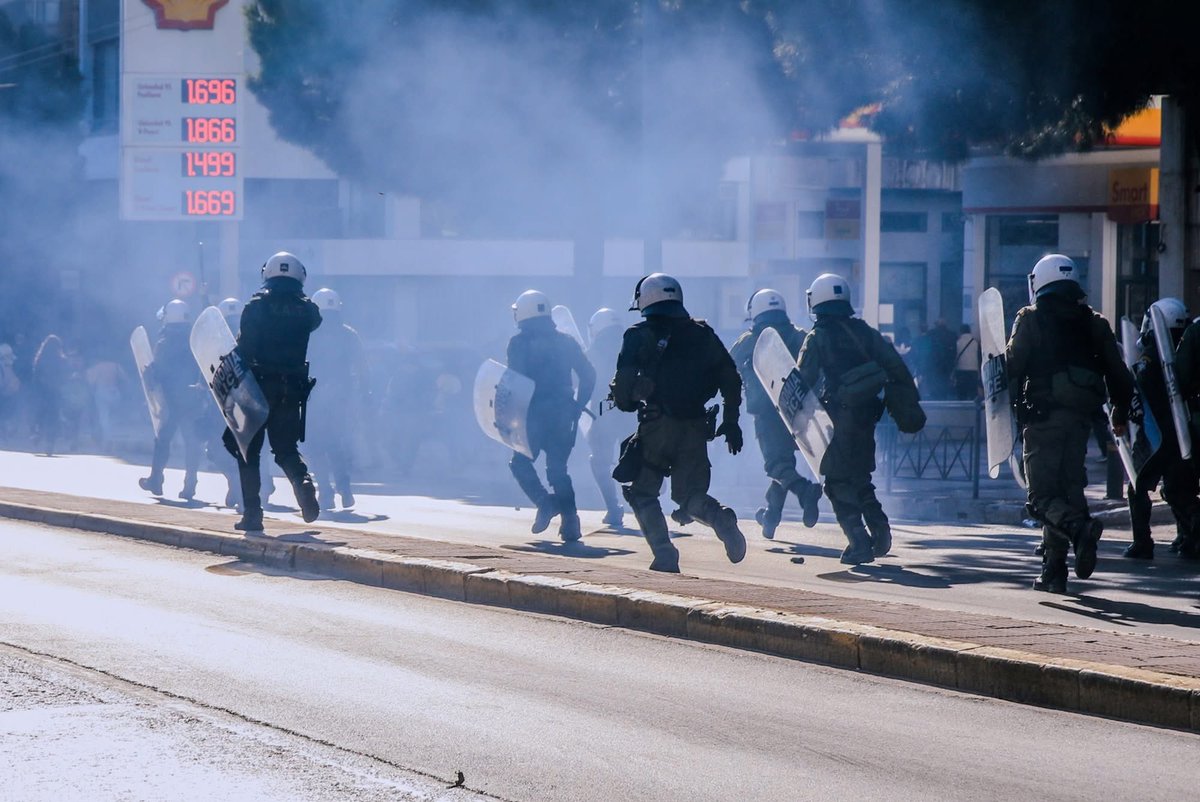 Antifa_Ultras tweet media