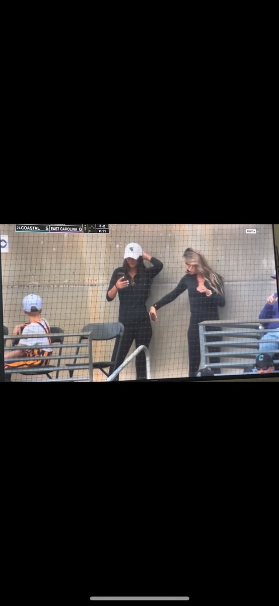 Barstool CCU tweet media