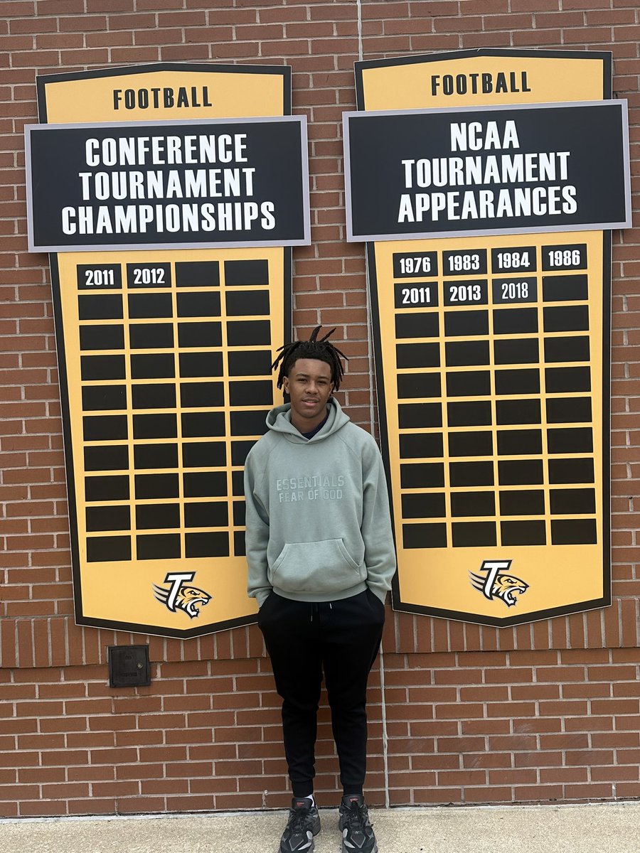 Zion Allen (@allaroundzi) on Twitter photo Had a great time at Towson University really love the culture they’re building.
<a href="/DarianDulin/">Darian Dulin</a> <a href="/PeteShinnick/">Pete Shinnick</a> <a href="/Jamesleonard87/">James Leonard</a> <a href="/CoachBeale03/">Tyler Beale</a> <a href="/Coach_Hutch303/">Chris Hutchinson</a> <a href="/marcusallen80/">Marcus Allen</a> Had a great time at Towson University really love the culture they’re building.
<a href="/DarianDulin/">Darian Dulin</a> <a href="/PeteShinnick/">Pete Shinnick</a> <a href="/Jamesleonard87/">James Leonard</a> <a href="/CoachBeale03/">Tyler Beale</a> <a href="/Coach_Hutch303/">Chris Hutchinson</a> <a href="/marcusallen80/">Marcus Allen</a>