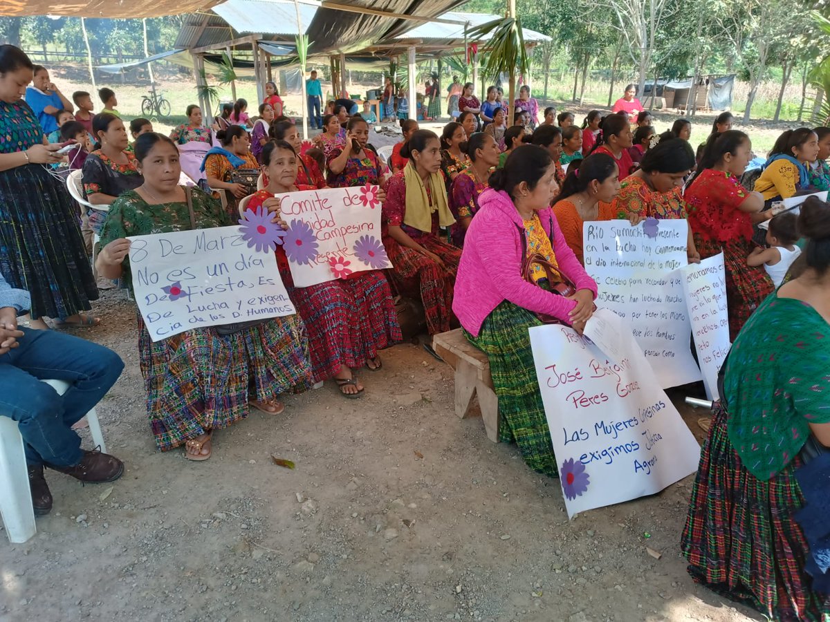 #08Marzo Mujeres Q’eqchí conmemoran su lucha por la tierra y el territorio en el Valle del Polochic.
 #Luchas #DíaInternacionalDeLamujer #08Marzo2025 #08Marzo #8m25

bit.ly/3QQ4oBw