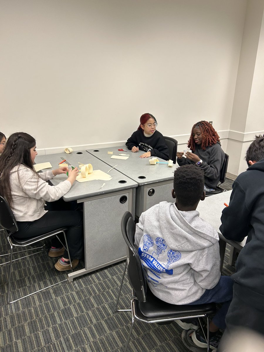 ommsaacps's tweet photo. UMBC STEM 6 field trip today! β€οΈπβ€οΈπ #OMMS #PatriotPride #BelongGrowSucceed #STEM https://t.co/d35KMmcRn0