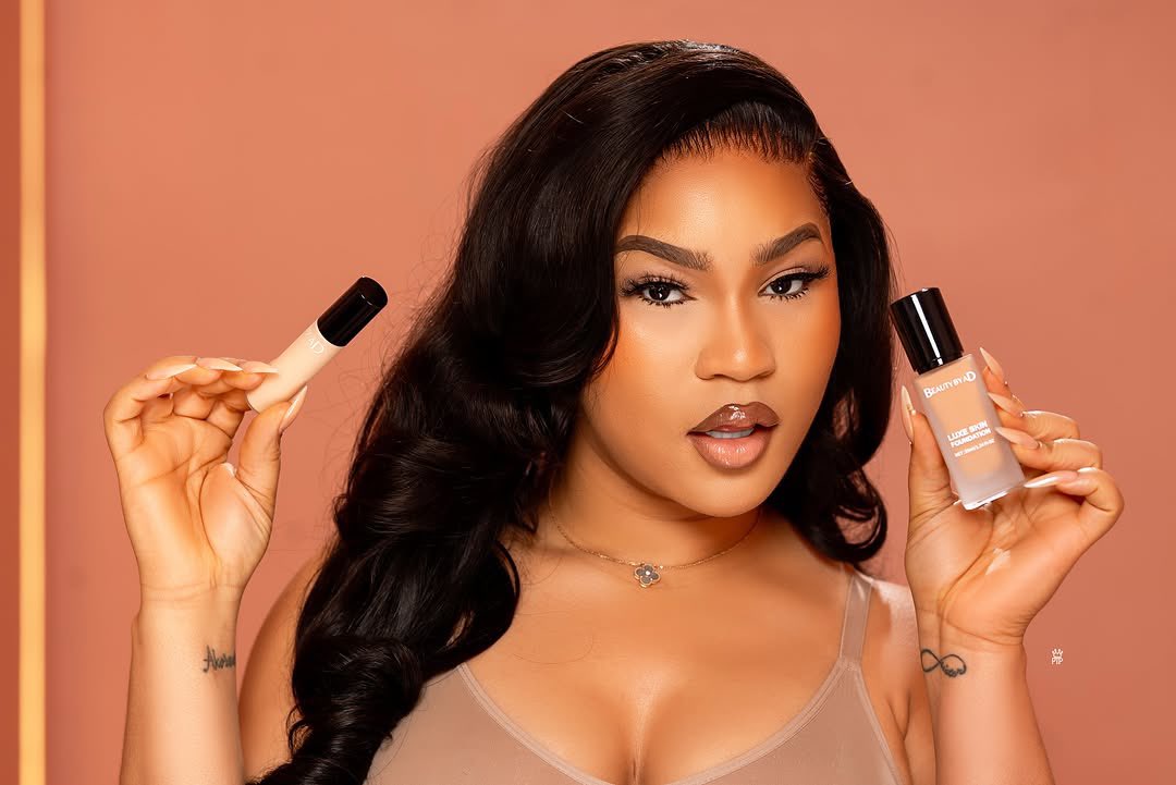 adeoladiiadem's tweet image. As a founder, I see firsthand the incredible impact women have when given the opportunity to lead. 

Let&apos;s #AccelerateAction to ensure every woman has a seat at the table.
Celebrating the strength, courage, and vision of women everywhere. 

Happy International Women&apos;s Day!…