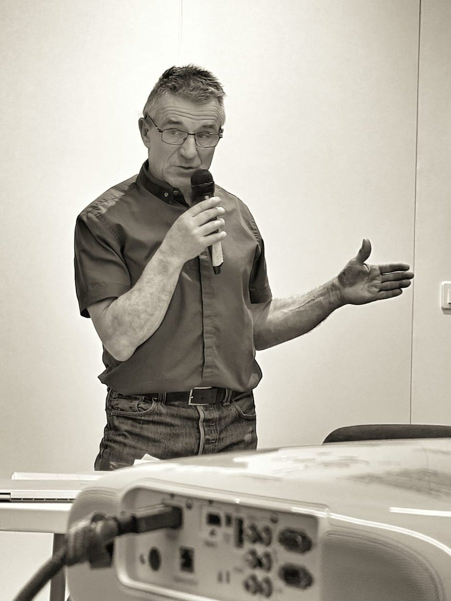 AG et réunion publique organisées par l'association @OYE349 :
Le président Luc Offenstein rappelle la légitime demande des riverains d' #ORLY de pouvoir dormir une nuit complète
▶️ 1/2 heure de couvre-feu supplémentaire est attendue par les habitants, les associations et les élus