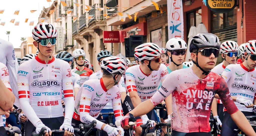 CCLaPalmaCT's tweet photo. 🪨 Gran Premio Pavé Pobla Llarga

🚀 Dominio ruso con doblete para el equipo Grupo Fores. 

📊 7ª plaza para @luisbeernabeuu desde el grupo de contraataque, en el que ha peleado por el podio. 

🧐👉🏼 https://t.co/PBD1LAgmDh https://t.co/h1WZRQX8Oq