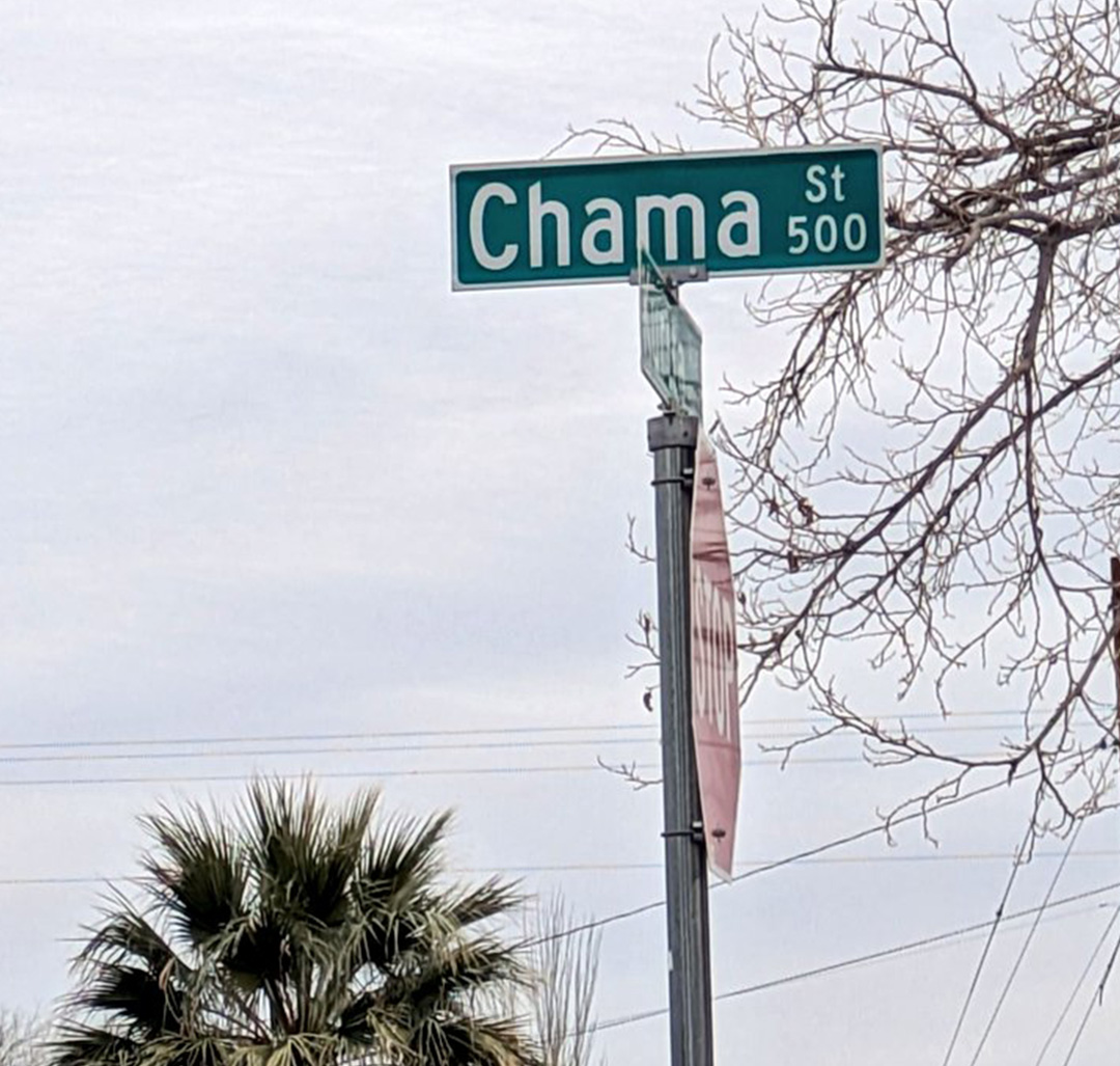 connerburks's tweet image. "where are we watching the fights tonight?"

me: