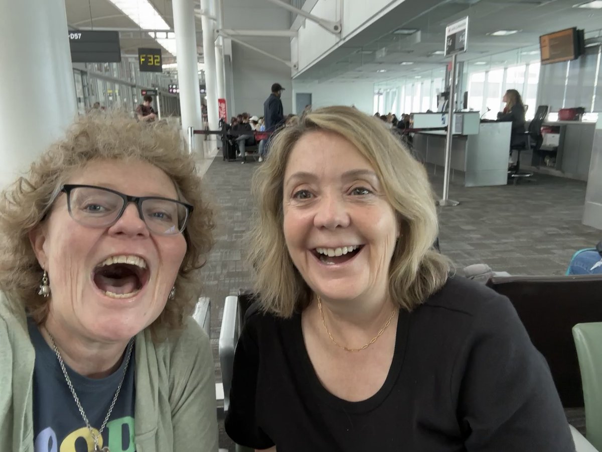 Teresa Walker 👑 tweet media