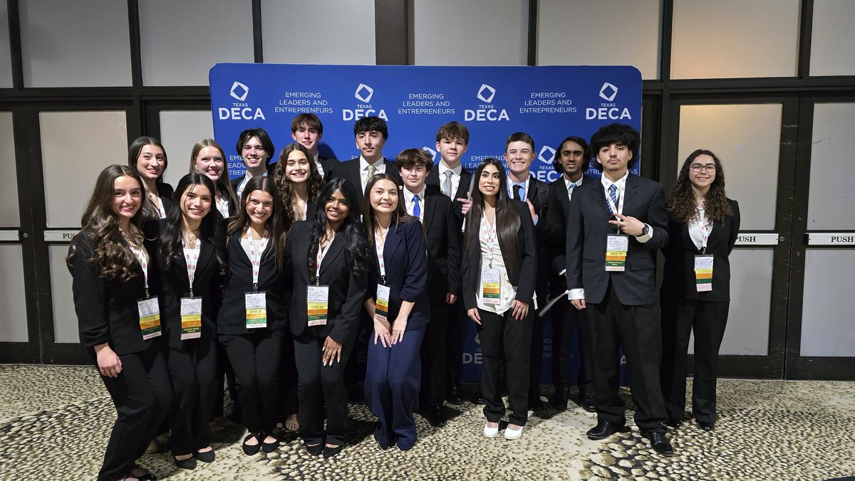 S. Rendon (@rendon_oc_cte) on Twitter photo So proud of all <a href="/NISDOConnorHS/">O'Connor High School</a> DECA students who participated <a href="/TexasDECA/">Texas DECA</a> State CDC! <a href="/NISD_CTE/">NISD_CTE</a> #NISDsuperiorCTE #ocuknow <a href="/txdeca2/">Texas DECA District 2</a> So proud of all <a href="/NISDOConnorHS/">O'Connor High School</a> DECA students who participated <a href="/TexasDECA/">Texas DECA</a> State CDC! <a href="/NISD_CTE/">NISD_CTE</a> #NISDsuperiorCTE #ocuknow <a href="/txdeca2/">Texas DECA District 2</a>