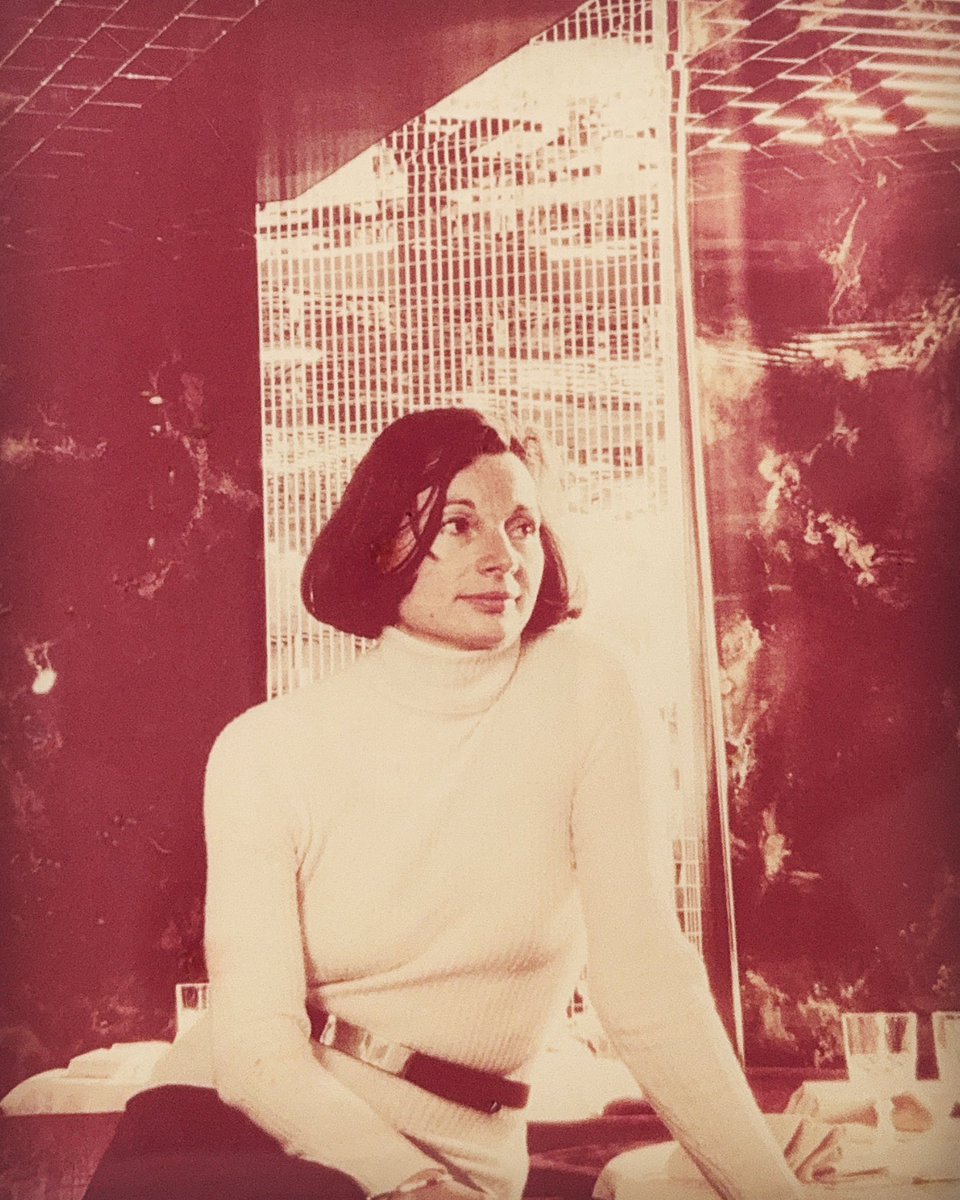 Kate Ellis tweet media